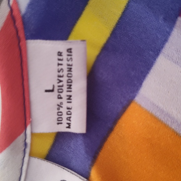 Liz Claiborne Color Block Silk Feel Top - Picture 9 of 9